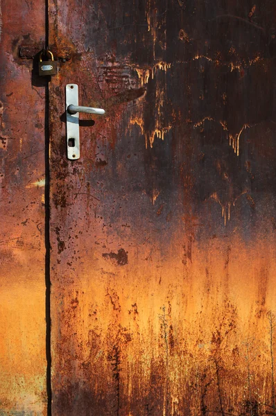 Σκουριασμένα πόρτα — Φωτογραφία Αρχείου
