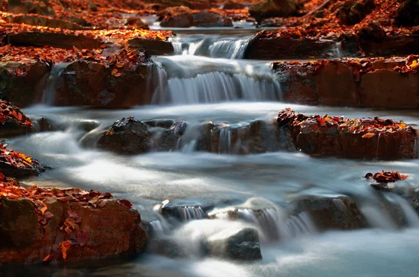 Waterfall in autumn — Stock Photo, Image
