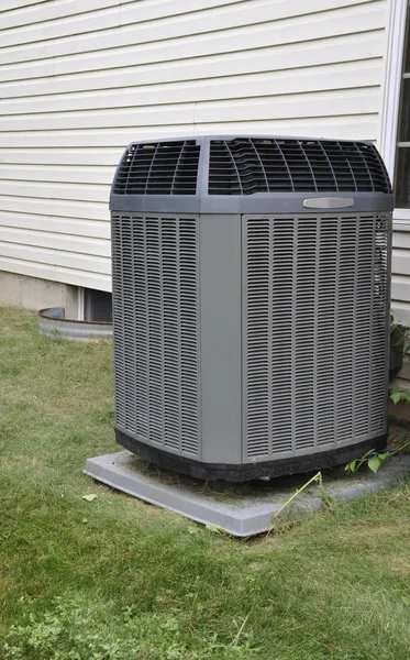 Buiten airconditioning unit — Stockfoto