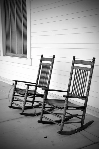 Rocking chairs in black and white — Stock Photo, Image