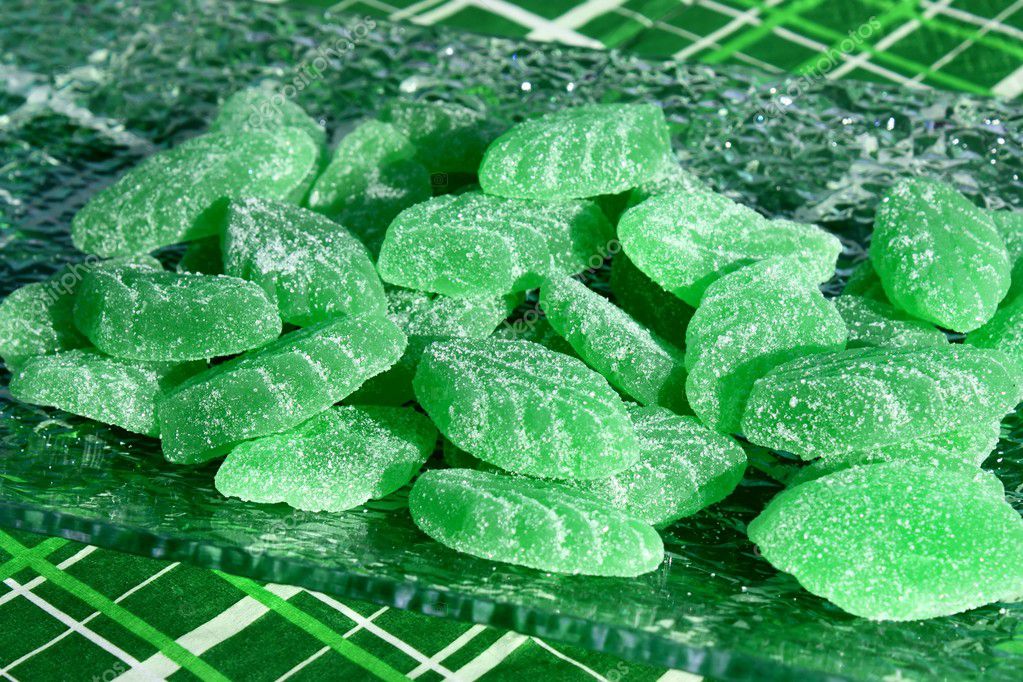 Green mint leaves candies — Stock Photo © ziggysofi 5907208