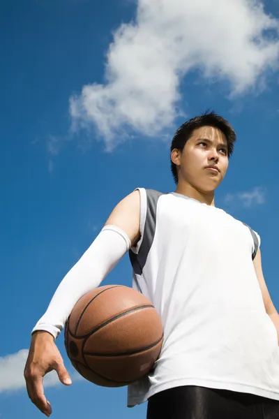 Asiatiska basketspelare — Stockfoto