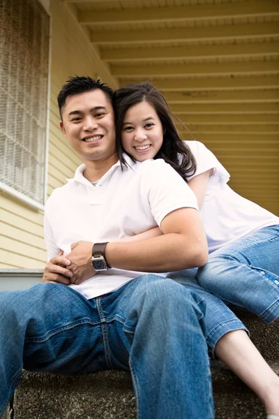 Feliz pareja asiática —  Fotos de Stock