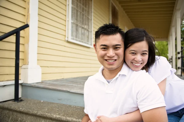 Boldog ázsiai pár — Stock Fotó