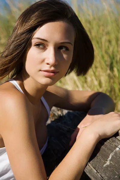 Красива дівчина кавказька — стокове фото