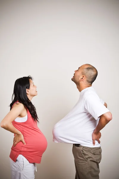 Happy expecting pregnant asian couple — Stock Photo, Image