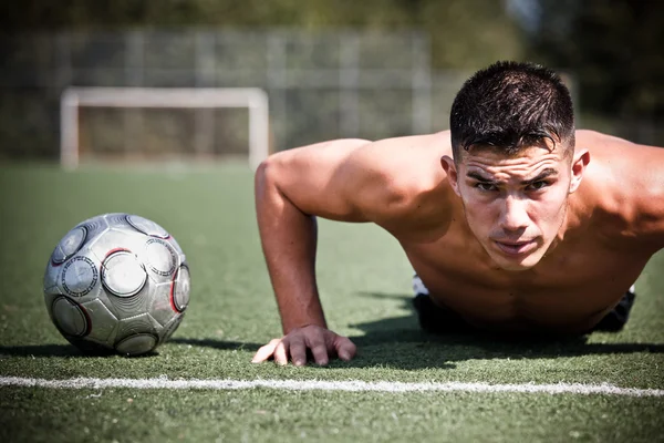 西班牙裔美国人的足球或橄榄球球员 — 图库照片