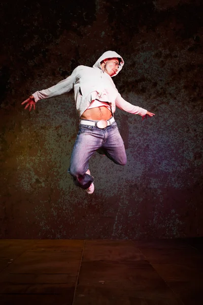 Hispanic male hip-hop dancing — Stock Photo, Image
