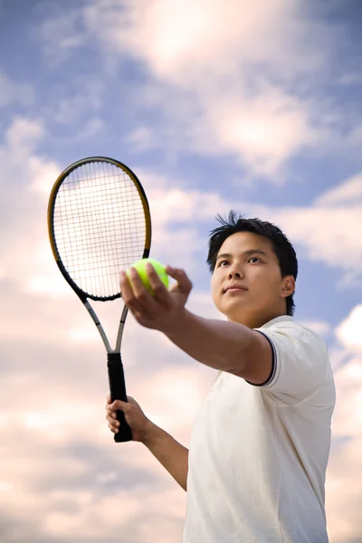 Jogador de tênis asiático — Fotografia de Stock