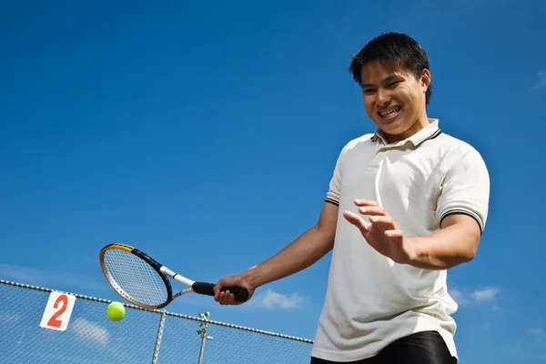 Jugador de tenis asiático —  Fotos de Stock