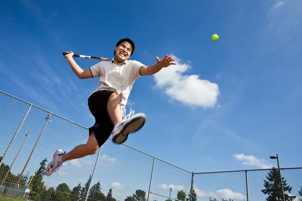 Joueur de tennis asiatique — Photo