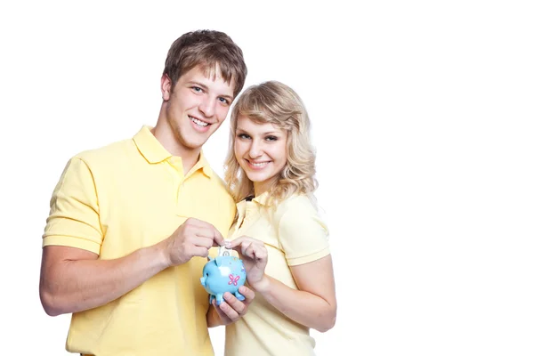 Giovane coppia risparmio di denaro — Foto Stock