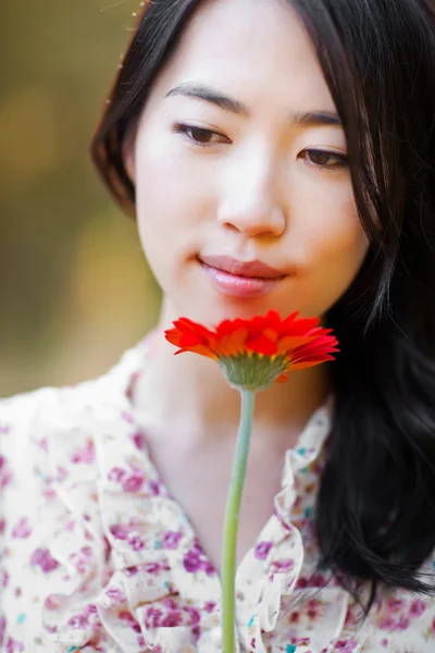 Belle femme asiatique — Photo