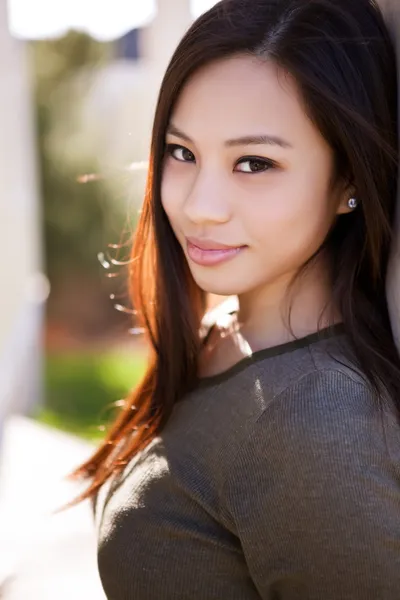 아름 다운 아시아 여자 — 스톡 사진