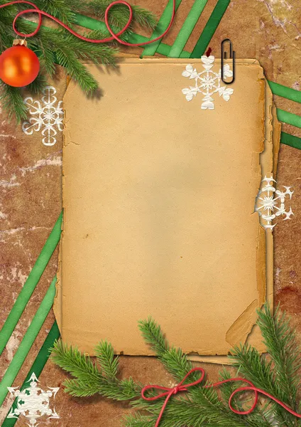 Kerstboom, grunge papers en sneeuwvlok — Stockfoto