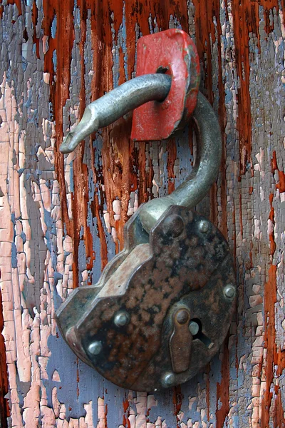 Rusty fechadura articulada — Fotografia de Stock