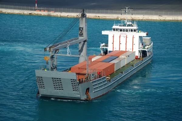 Boot op harborbarco en el puerto — Stockfoto