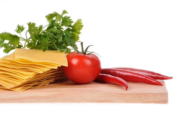 Ham lazanya domates ve biber ile — Stok fotoğraf
