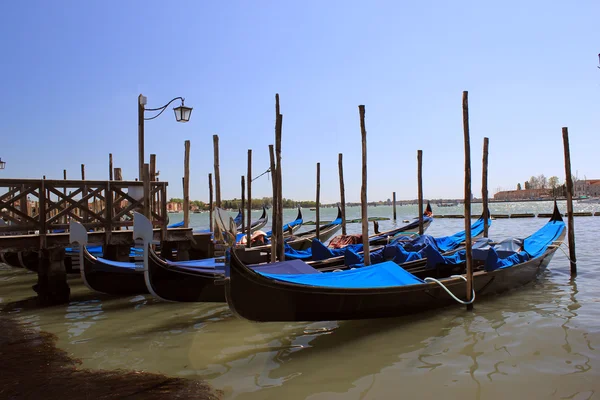 Gondolas venecianas — Foto de Stock