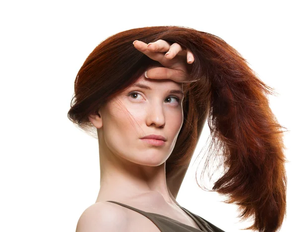 すてきな髪と美しい若い女性の肖像画 — ストック写真