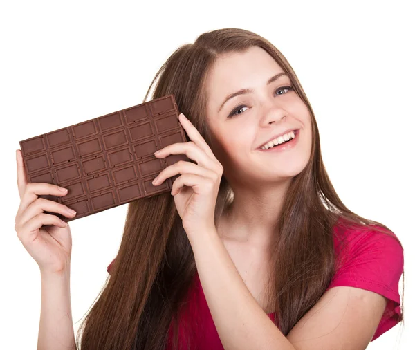 Aufnahme eines schönen Teenie-Mädchens mit einem großen Schokoriegel — Stockfoto