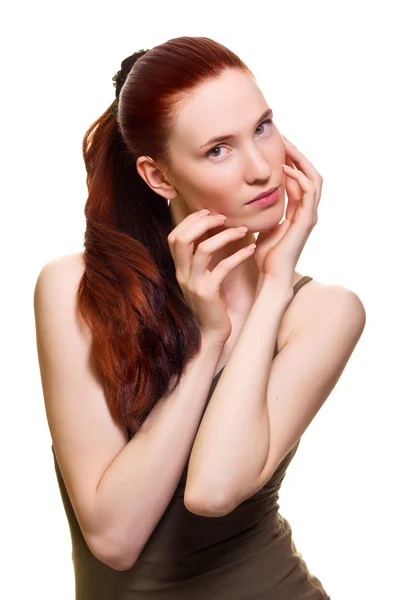Portrét krásné mladé ženy s vlasy skvělý — Stock fotografie