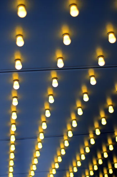 Achtergrond van lichten buiten een theater — Stockfoto