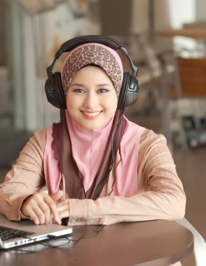 Beautiful young muslim women clipart