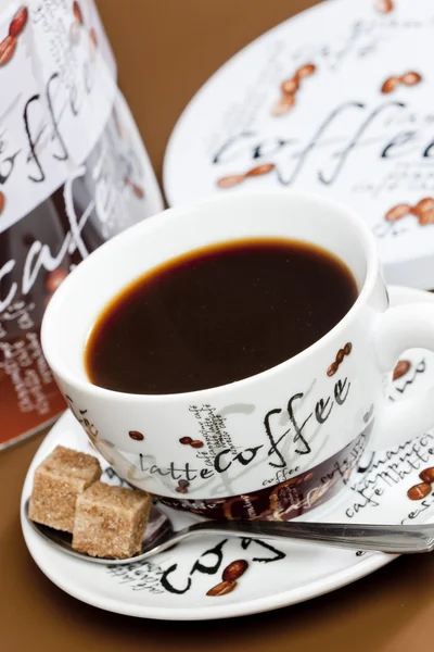 Чашка кофе с сахаром — стоковое фото