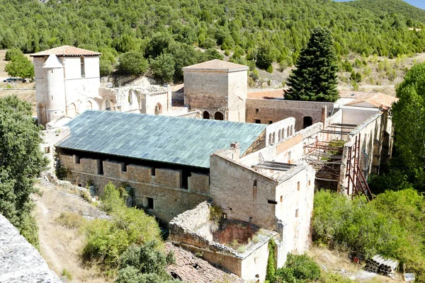 Монастырь Сан-Педро-де-Арланса, Кастиле и Леон, Испания — стоковое фото