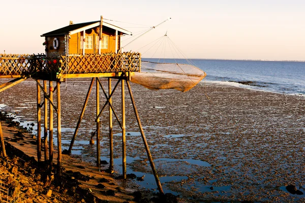 Fishing house with fishing net, Gironde Department, Aquitaine, F — Stock Photo, Image