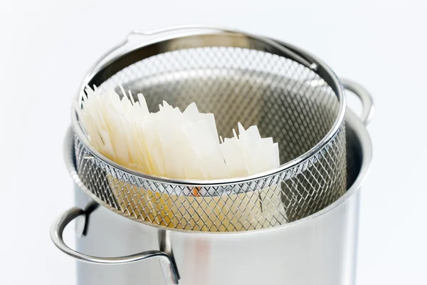 Rice noodles in pot — Stock Photo, Image