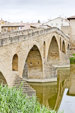 Romanesque bridge over river Arga, Puente La Reina, Road to Sant clipart