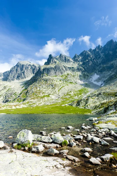 Fünf Spitzkuppen, hohe Tatra (vysoke tatry), Slowakei — Stockfoto