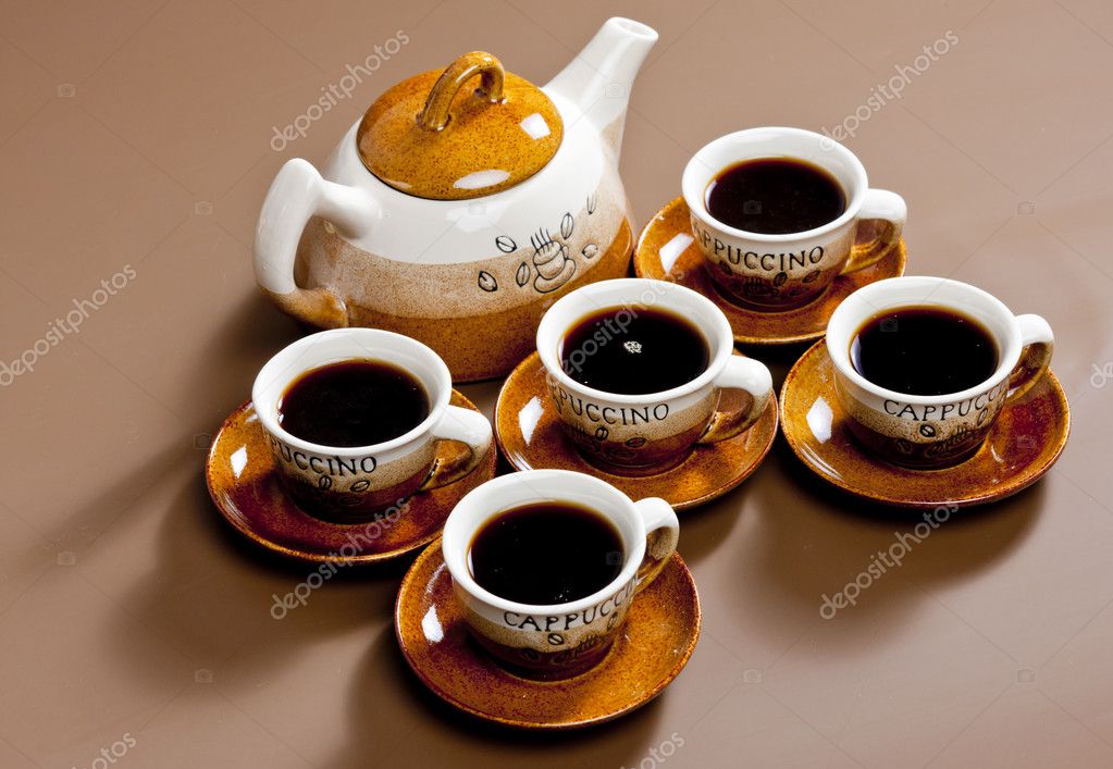 TOMBE LA NEIGE! - Page 39 Depositphotos_5980543-stock-photo-still-life-of-coffee-cups