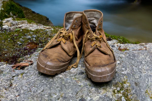 Old tourists boots — Stock Photo, Image