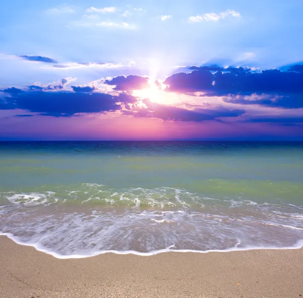 Sunset over sea — Stock Photo, Image
