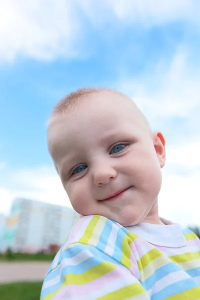 Schattige baby — Stockfoto