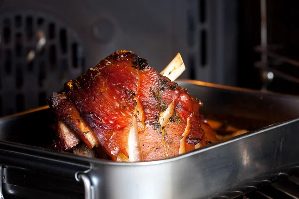 Stock image Knuckle of pork in the oven