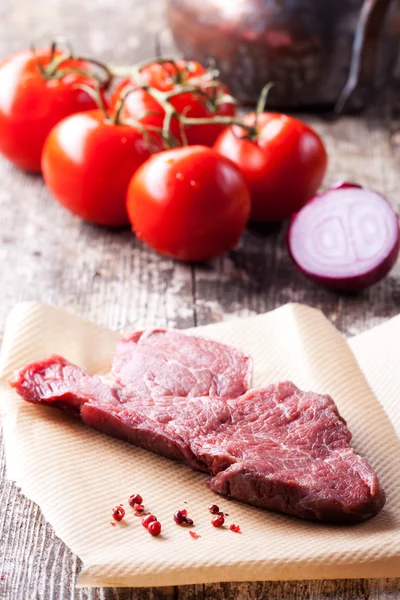 Syrové steak a pepř kuří oka — Stock fotografie