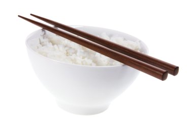 pirinç ve yemek çubukları kase