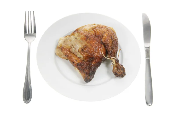 접시에 구운 닭 — 스톡 사진