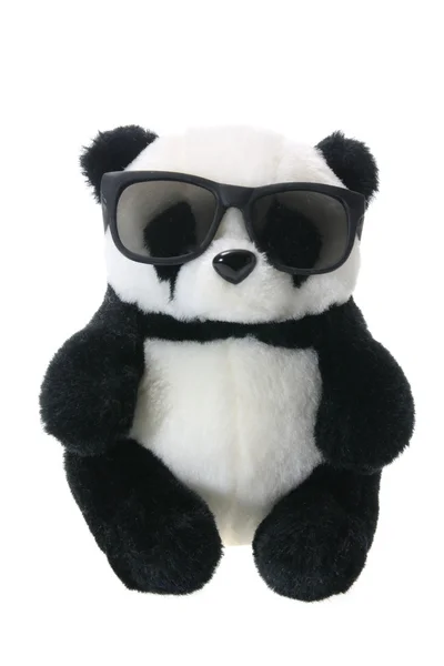 Plyšová hračka panda s sluneční brýle — Stock fotografie