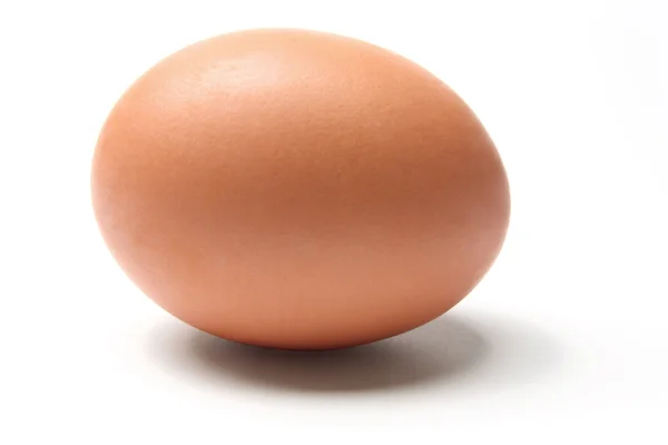 Huevo de pollo marrón —  Fotos de Stock