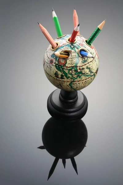 Antique Globe Pen Holder — Stock Photo, Image
