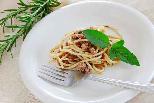 Espaguetis con carne picada — Foto de Stock