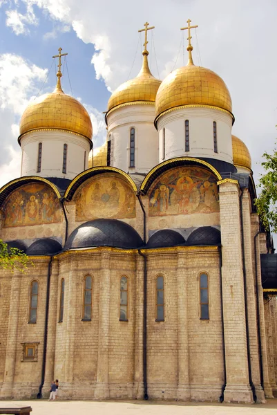 Moskova kremlin varsayım katedralde — Stok fotoğraf