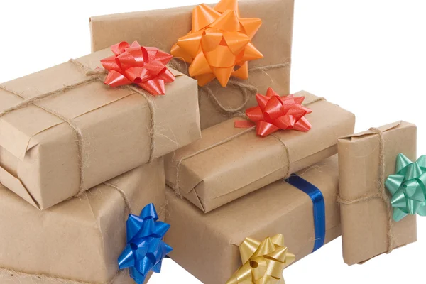 Cajas de regalo con cinta diferente — Foto de Stock