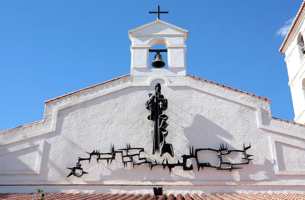 Španělský kostel na costa del sol — Stock fotografie