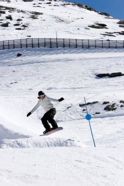 adam prodollano Kayak Merkezi İspanya yamaçları snowboard